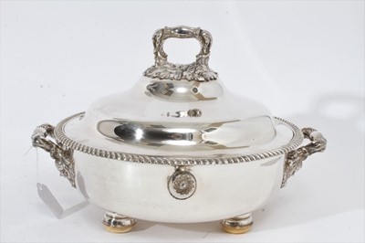 Lot 458 - Fine quality, 19th century silver plated vegetable tureen of circular form