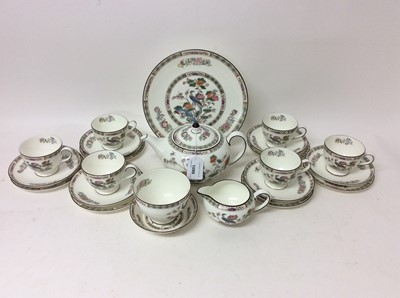 Lot 1099 - Wedgewood Kutani Crane teaset