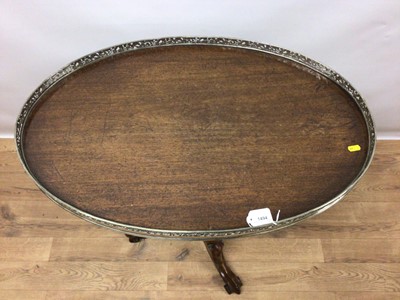 Lot 1494 - Victorian silver table