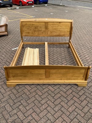 Lot 81 - Contemporary light oak double bed with side rails and slats 190cm wide