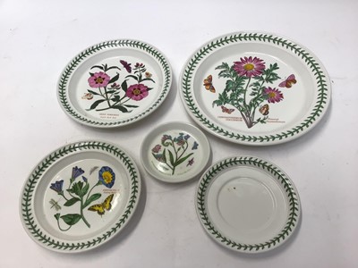 Lot 1077 - Portmeirion Botanic Garden dinner and tea wares