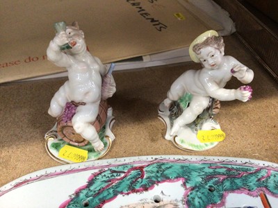 Lot 97 - 19th century Masons drainer, together with two F A Bustelli porcelain figures