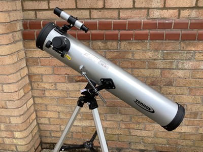 Lot 2284 - Zennox Telescope