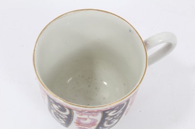 Lot 230 - 18th century Worcester tea cup