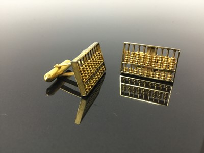 Lot 549 - Pair of Chinese 14ct gold novelty abacus cufflinks