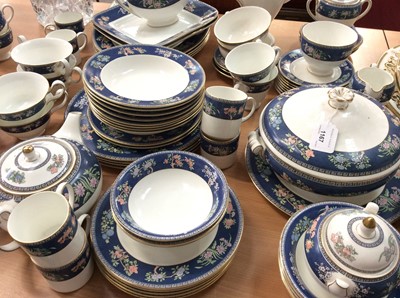 Lot 1167 - Wedgewood Blue Siam tea, coffee and dinner service