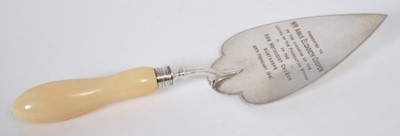 Lot 498 - Edwardian silver presentation trowel with turned ivory handle and engraved presentation inscription