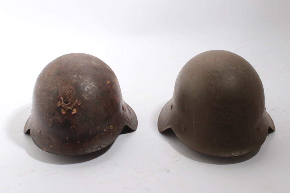 Lot 924 - Spanish M26 Steel Helmet As Worn By