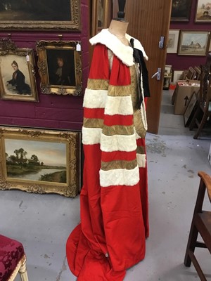 Lot 69 - The Rt. Hon. Lord Blakenham ( 1938-2018) fine Viscounts Parliamentary robe