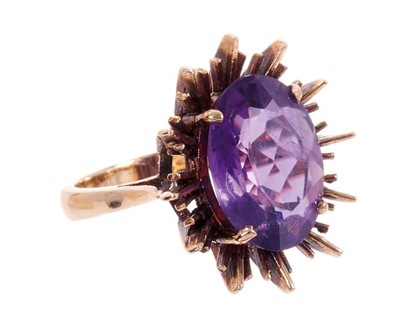 Lot 616 - Amethyst cocktail ring