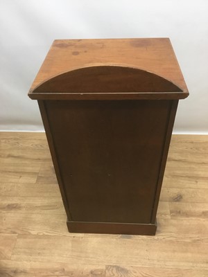 Lot 937 - Early 20th century mahogany bedside cupboard, by Maples