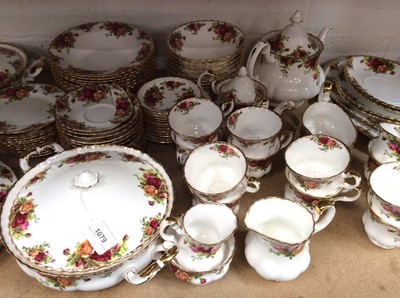 Lot 1079 - Royal Albert Old Country Roses pattern 12 place dinner service