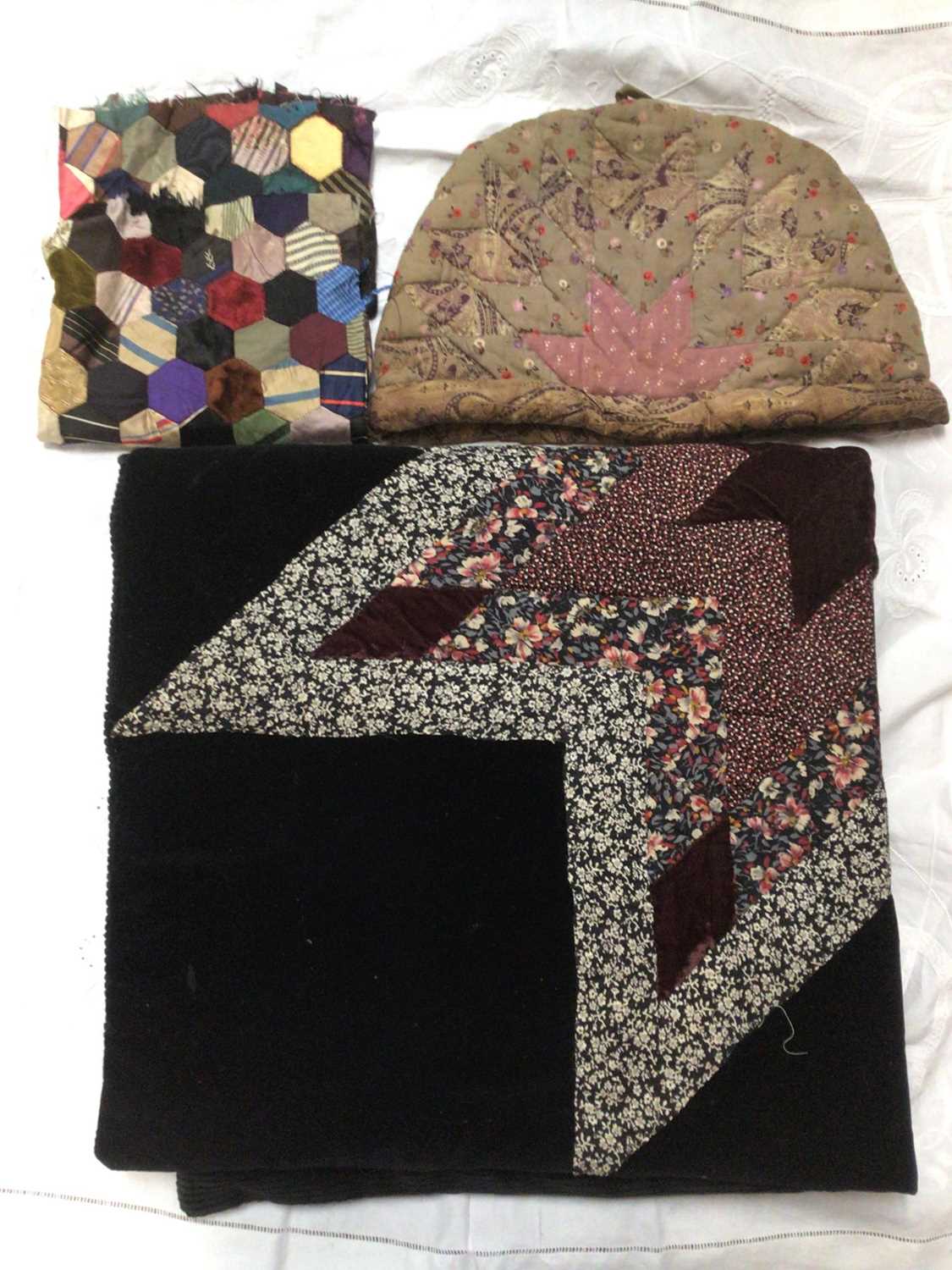 Lot 106 - A collection of patchwork items and examples,
