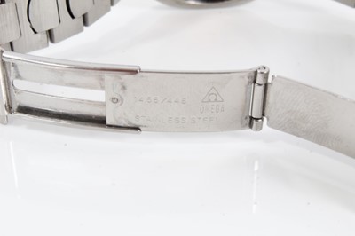 Lot 265 - Omega Seamaster stainless steel wristwatch