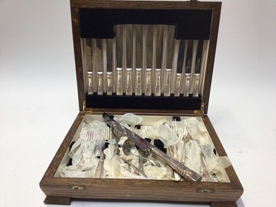 Lot 2231 - Canteen of cutlery by Elkington, along with a few extras pieces of cutlery