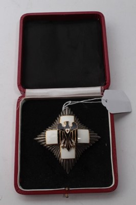 Lot 787 - Nazi German Red Cross 1934 Breast Star with broad pin backing stamped L/21, in later case.