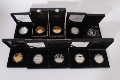 Lot 442 - G.B. - The Royal Mint issued silver proof of £5 coins