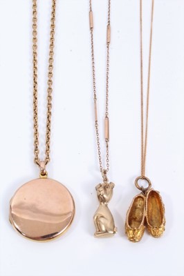 Lot 277 - 9ct gold pair ballet shoes pendant, 9ct dog pendant and 9ct gold circular locket, all on 9ct gold chains