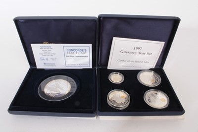 Lot 525 - World - Mixed silver to include Guernsey four coin year set 'Castles of The Britsh Isles' 1997 and Concorde's Last Flight 2oz commemorative (cased with certificates of authenticity) (2 items)