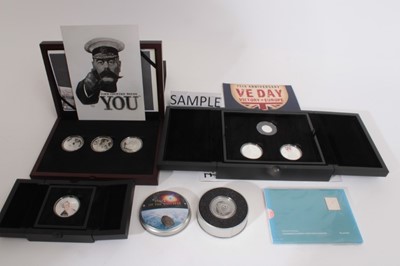 Lot 539 - World - Mixed Silver coins to include Guernsey £5 three coin proof set 'D-Day The Normandy Landings 75th Anniversary' 2019, Jersey '75th Anniversary VE Day' three coin set 2020, G.B. Silver proof £...