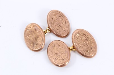 Lot 304 - Pair 9ct gold cufflinks