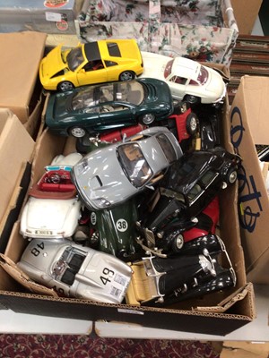 Lot 1729 - Selection of unboxed larger scale models including Maisto