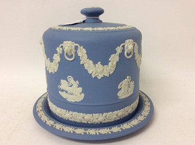 Lot 1199 - Wedgewood cheese dome