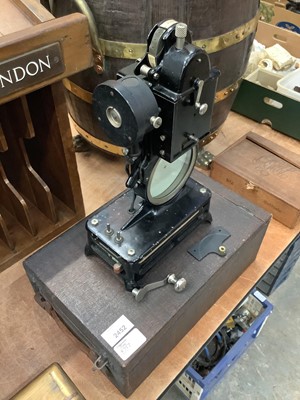 Lot 2452 - Pathé Baby Projector with quantity of film reels, dated 1920s