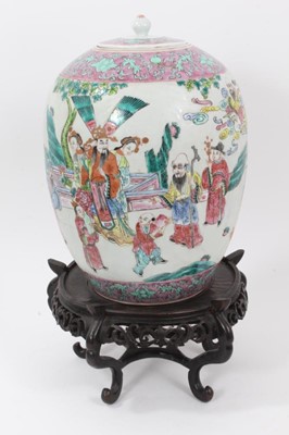 Lot 114 - Chinese famille rose jar, cover and stand