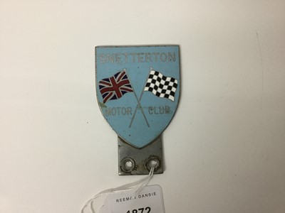 Lot 1872 - 1950s Snetterton Motor Club enamel car badge