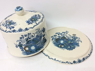 Lot 1214 - Mason's Fruit Basket pattern cheese dome