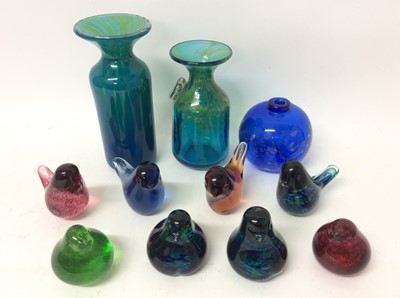 Lot 1215 - Two Mdina glass vases, Sally Penn-Smith signed art glass vase and eight coloured glass bird paperweights