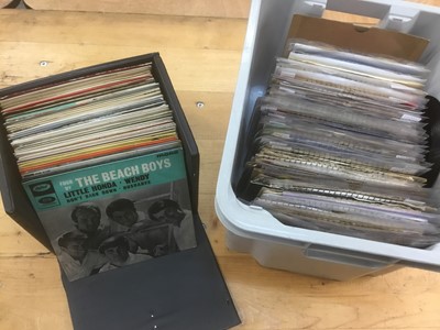 Lot 2122 - Box of single records on London label including Fats Domino, Chuck Willis, Drifters, Ricky Nelson, Hilltoppers, Dodie Stevens and Brian Hyland, discs good to ex. (approx 100) together with carrying...