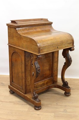 Lot 1404 - Victorian walnut piano top Davenport desk