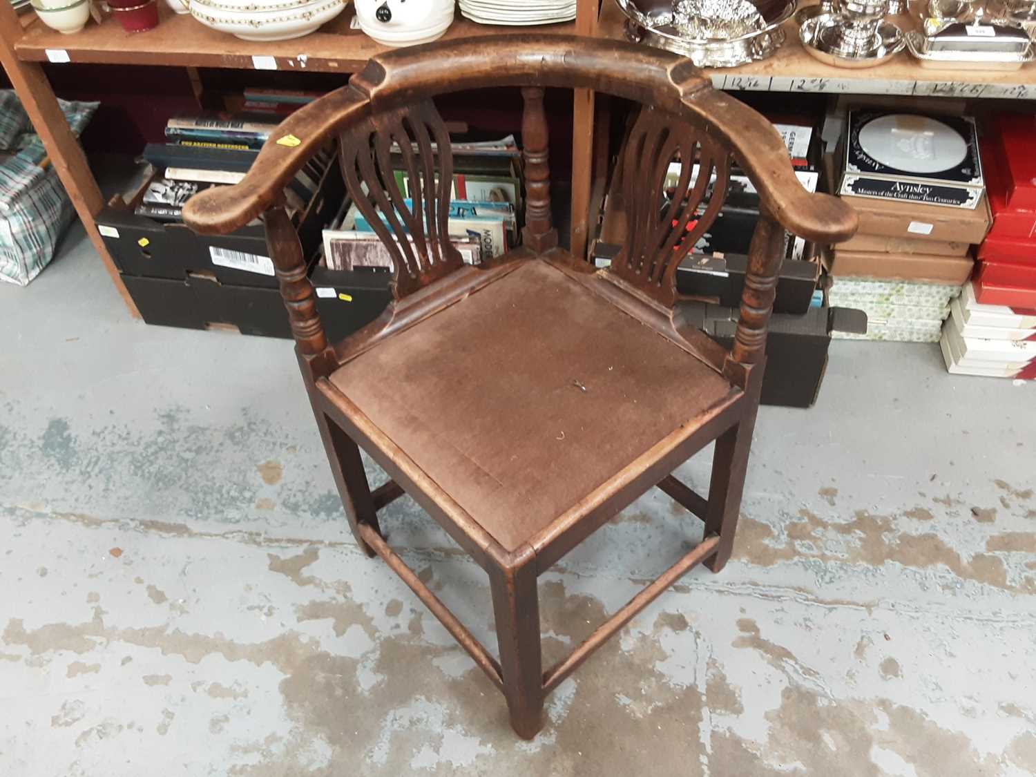 Lot 871 - Early 19th century elm Corner chair with drop in seat