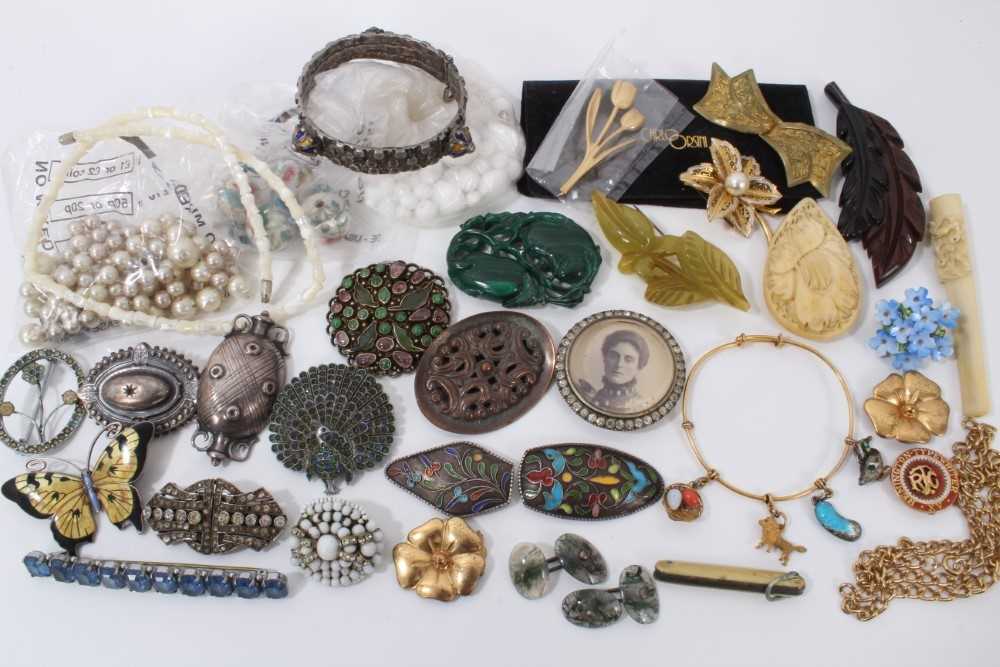 Lot 14 - Group vintage costume jewellery