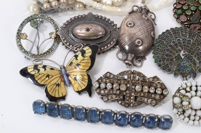 Lot 14 - Group vintage costume jewellery