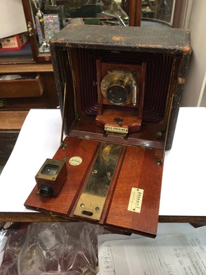 Lot 573 - Early 20th century Rochester Optical Camera Co. Cycle Poco No.4 plate camera