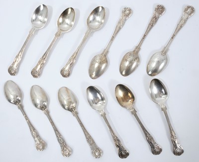 Lot 258 - Set of twelve late Victorian silver kings pattern with diamond heel teaspoons