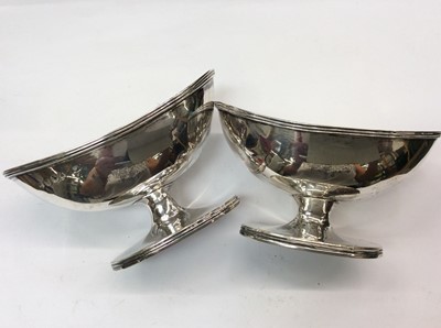 Lot 750 - Silver three piece cruet set in fitted case, pair silver bon bon dishes and silver napkin ring