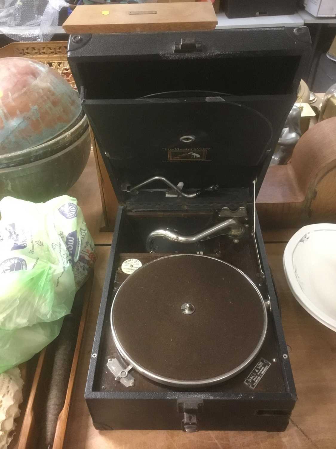 Lot 424 - HMV gramophone