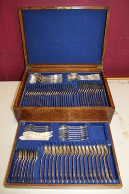 Lot 294 - Comprehensive cased set of Victorian Kings pattern with diamond heel flatware, London 1864