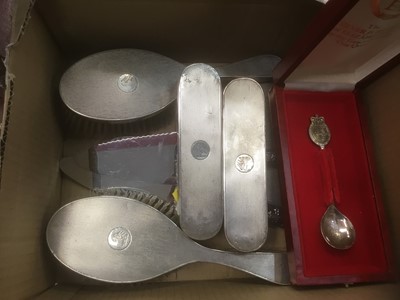 Lot 718 - Silver handled cake slice and another, silver brushes and hand mirror, cased silver jubilee spoon