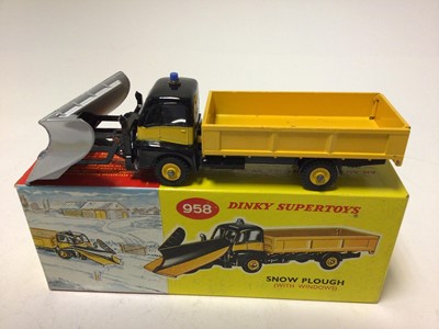 Lot 2033 - Dinky Supertoys snow plough No. 958 boxed