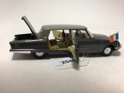 Lot 2040 - Dinky French issue Citroen Presidentielle No. 1435 boxed