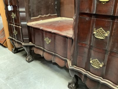 Lot 945 - South African hardwood bedroom suite comprising chest of six drawers, sunk centre dressing table, bedside chest, dressing stool, and luggage stool (5)