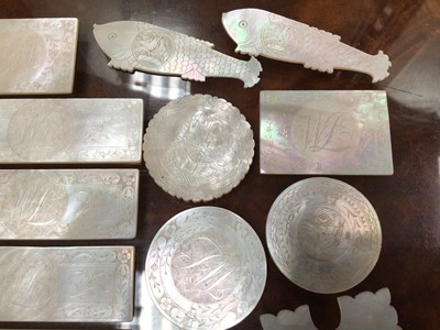 Lot 384 - Selection of Mother of Pearl engraved counters (30)