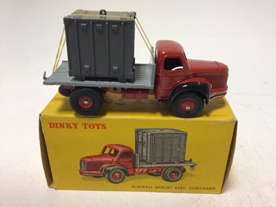 Lot 2083 - Dinky French UIssue Plateau Berliet Avec Container No 34B, boxed