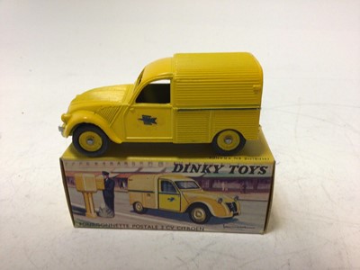 Lot 2097 - Dinky French Issue Fourgonnette Postal 2CV Citroen No 560, boxed