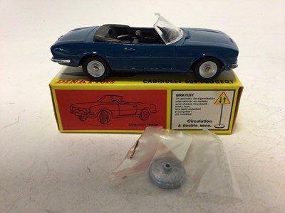 Lot 2132 - Dinky French Issue Cabriolet 504 Peugeot No 1423, boxed